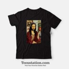 Mona Lisa Hair Rollers Meme T-Shirt